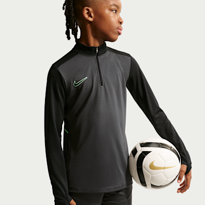 Reviews: Nike Academy Big Kids' Dri-FIT Long-Sleeve 1/4-Zip Soccer